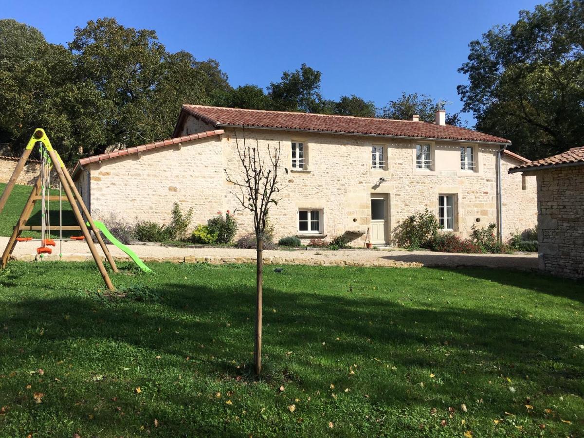Gites Les Demeures De Valette Azay-le-Brule Exterior foto
